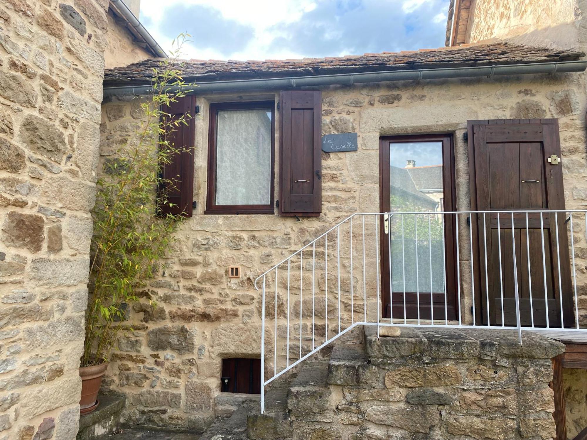 Les Caselles, Gite Et Maison D'Hotes Saint-Beauzely Exterior photo